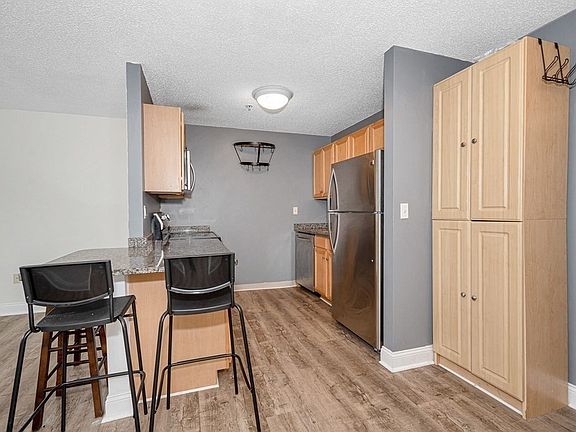 3rd image of 200 Market St Unit 3513