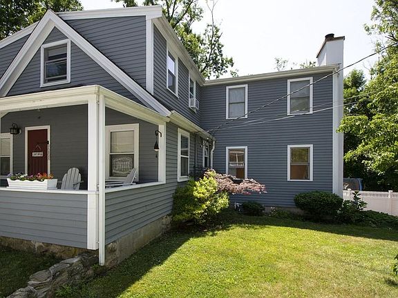 2nd image of 290 Beechwood St
