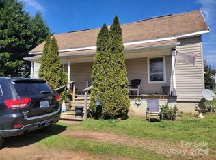 178 Caroleen St, Ellenboro, NC 28040