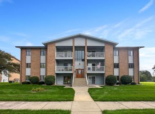 9651 Merrillville Rd APT 204, Crown Point, IN 46307