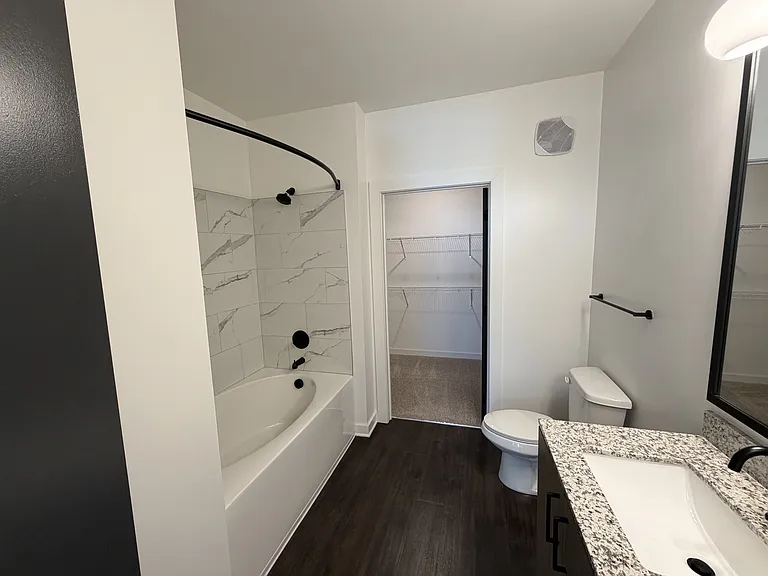 The Wren Apartments — Photo 184