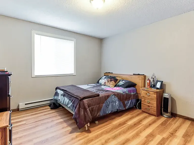 Foot Lake Apartments — Photo 23