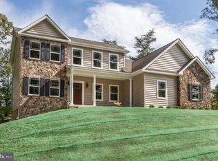 5 Corner Ln, Owings, MD 20736