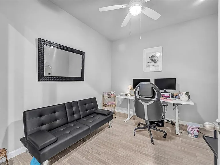 5886 Timberdale Ave — Photo 12