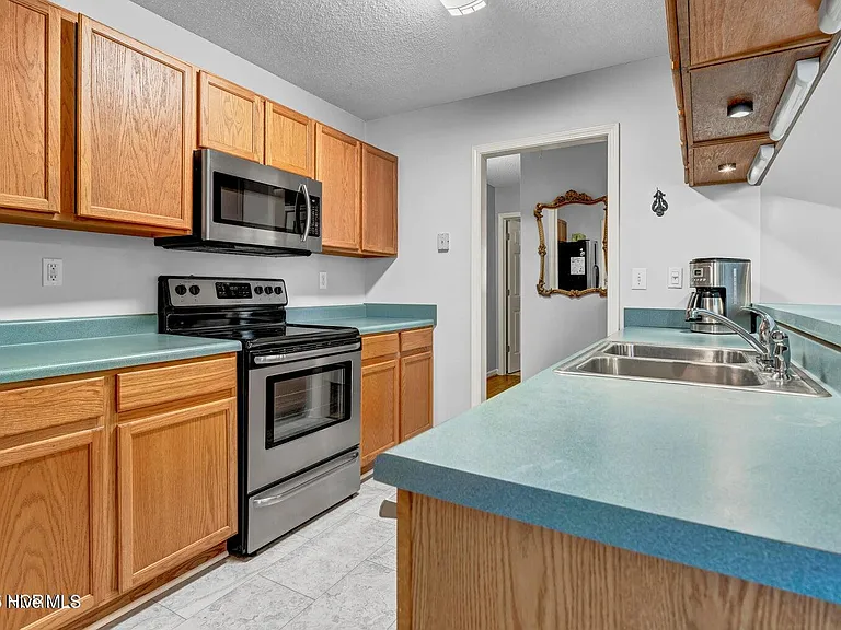 250 Quarter Horse Ln — Photo 3