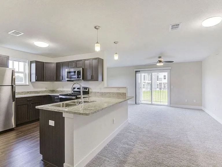 Chase Creek Apartment Homes — Photo 82