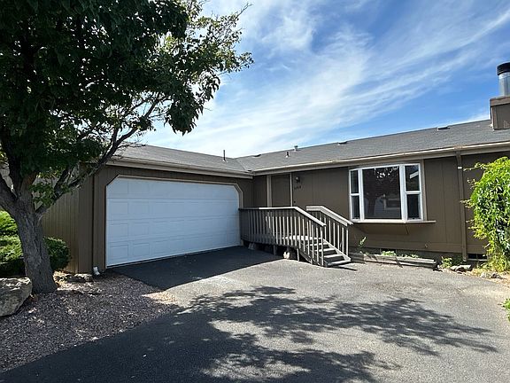 2nd image of 2545 SW Yarrow Creek Dr