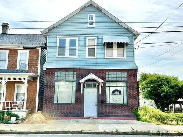 140 Strayer St, Johnstown, PA 15906