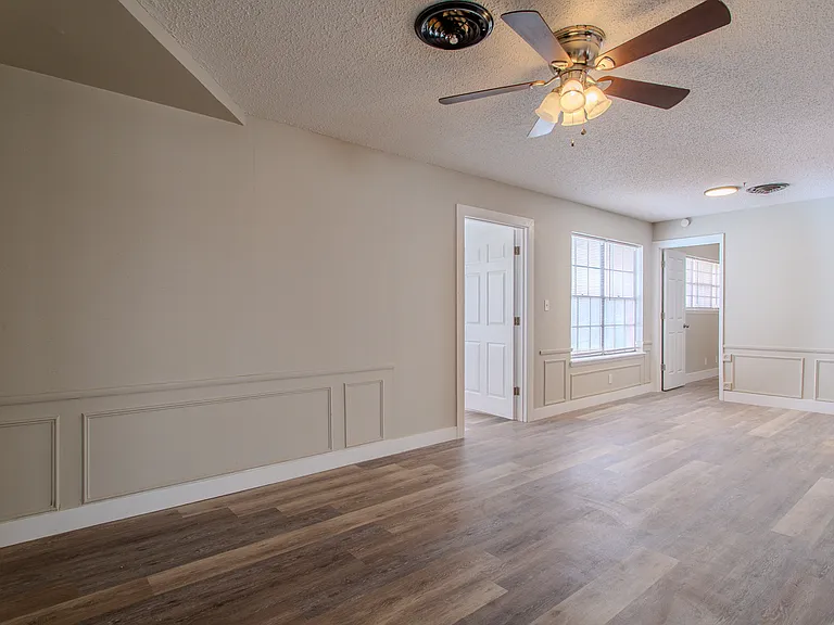 621 S Hayes St #8 — Photo 6