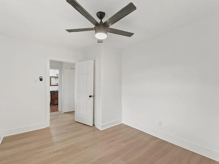4029 Lucille St — Photo 19