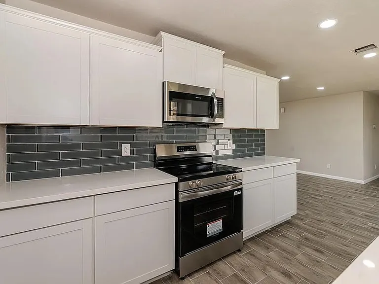 3828 Anderson Villa — Photo 4