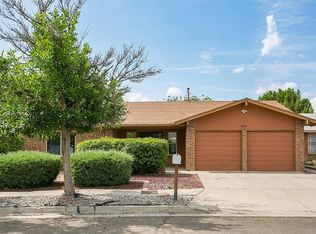 5512 Calle Cumbre NW, Albuquerque, NM 87120