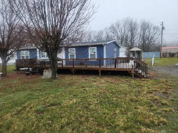 122 Lamplighter Dr, Shady Spring, WV 25918
