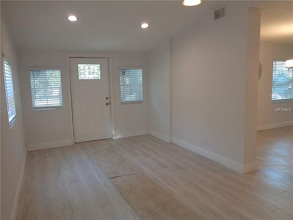 3rd image of 7502 S Germer St