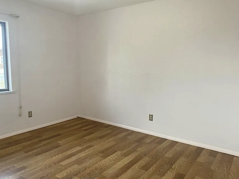2355 Hill Ct — Photo 15
