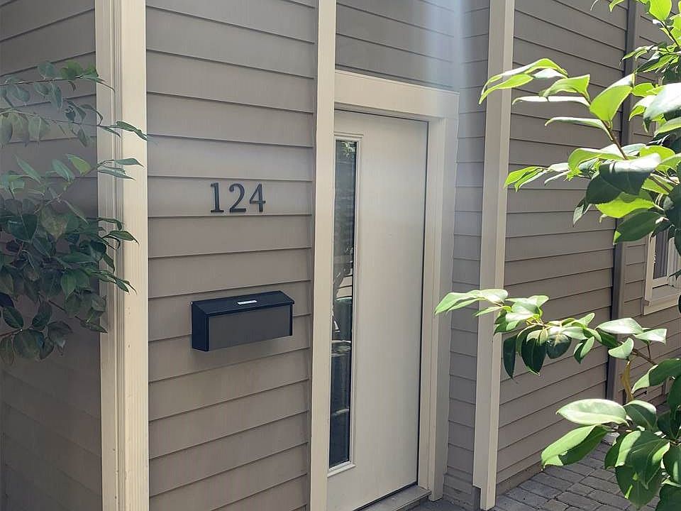 1st image of 124 W Linda Mesa Ave