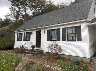 8 Joyce St, Townsend, MA 01474