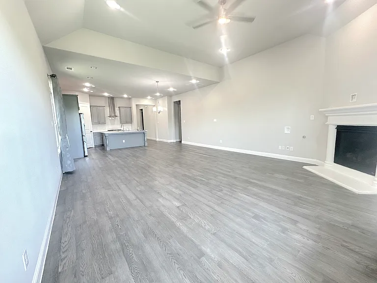 12709 Royal Oaks Ln — Photo 7