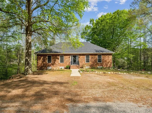 7412 Shoreline Dr, Quinton, VA 23141