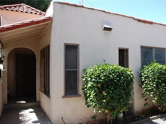 2nd image of 1141 Gordon St