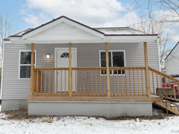 227 W Strathmore Ave, Pontiac, MI 48340