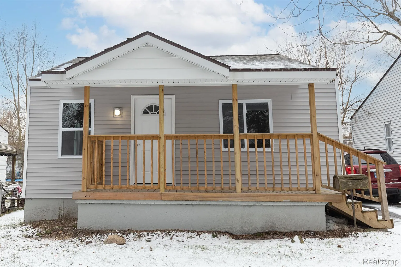 227 W Strathmore Ave photo 1