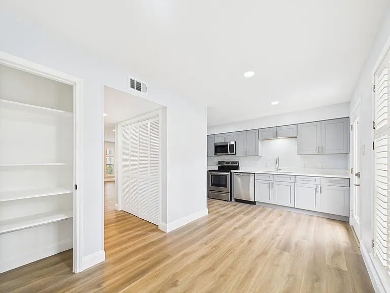 10380 Briar Forest Dr #32/6 — Photo 15