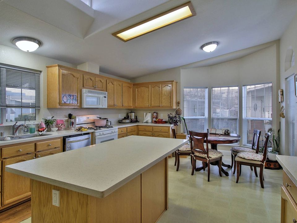 1st image of 1225 Vienna Dr Spc 452