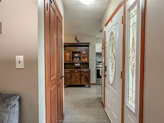 3rd image of 74 Teal Dr