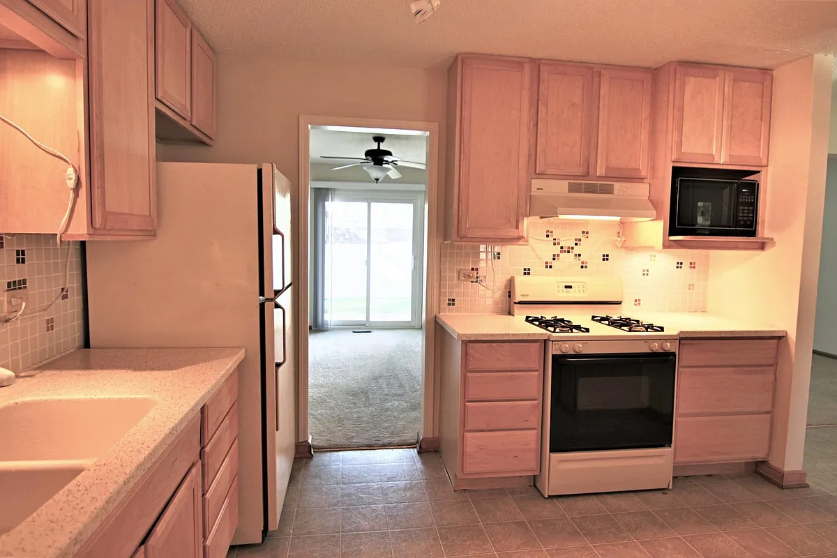 Building Photo - 1076 Bothwell Cir