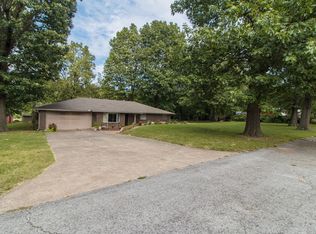 208 W Bailey Ave, Springdale, AR 72764