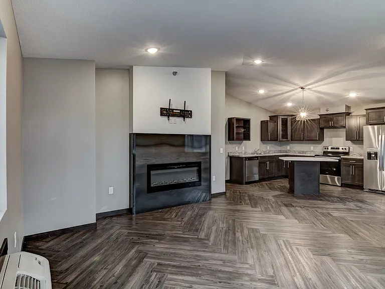 1000 N Hillcrest Pkwy #106 — Photo 6