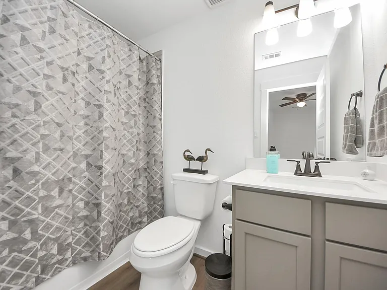 21314 Barcelona Heights Trl — Photo 21