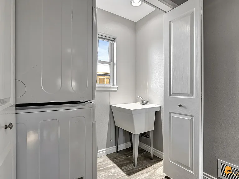 1515 Latouche St #2 — Photo 21