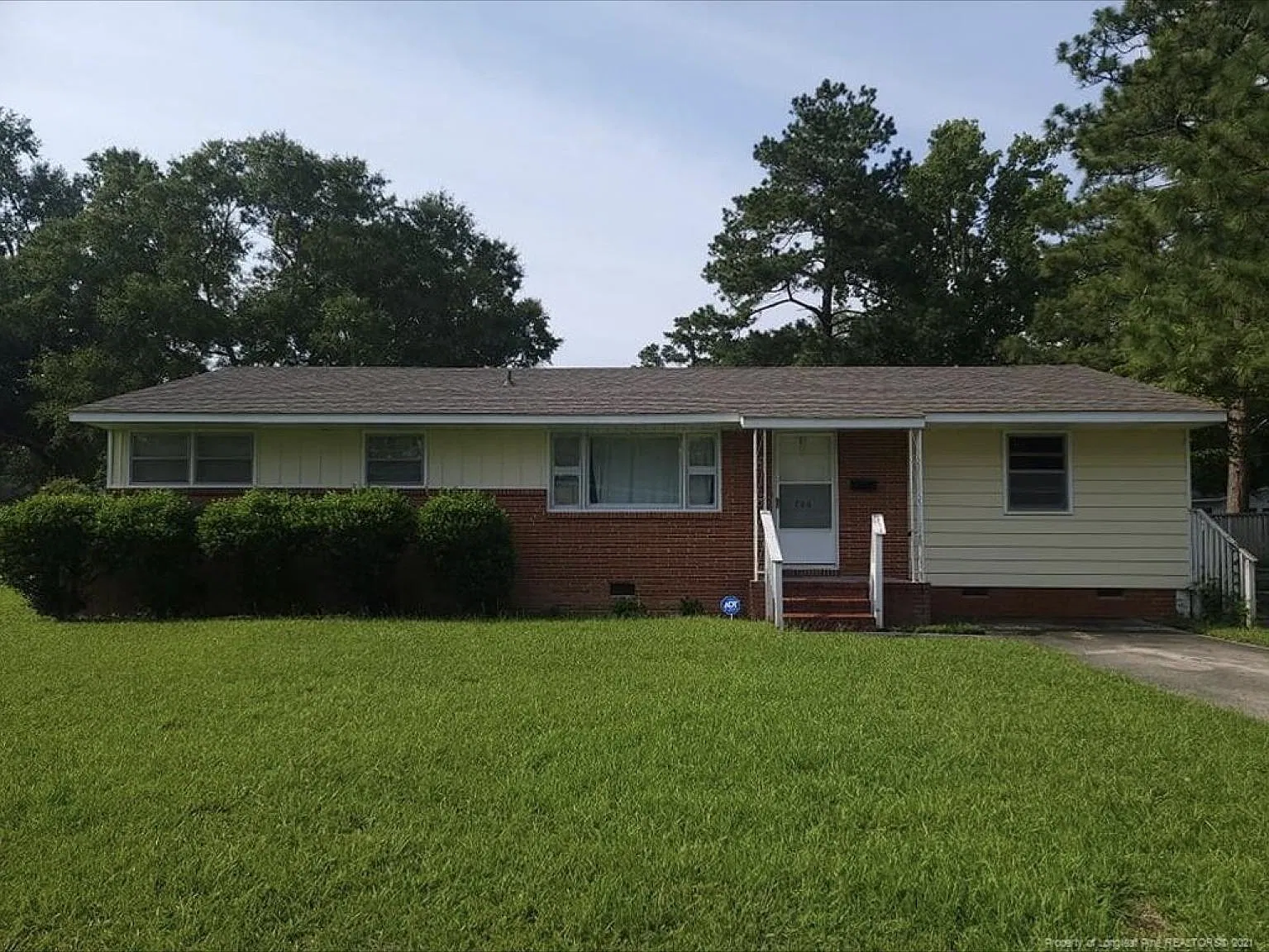 4 bed, 1500 sqft, $1,700 — Photo 1