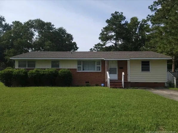 706 W 21st St, Lumberton, NC 28358