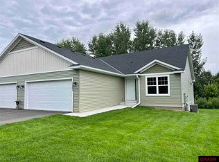 1121 Sakatah Ct, Madison Lake, MN 56063