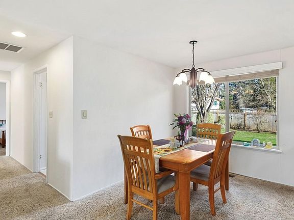 4th image of 5614 117th Ave SE