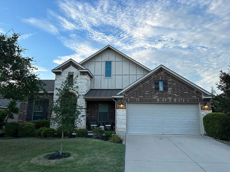 2809 Sixpence Ln — Photo 2