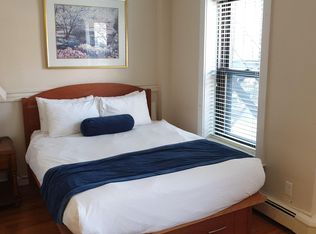 215 W Newton St #403J, Boston, MA 02116