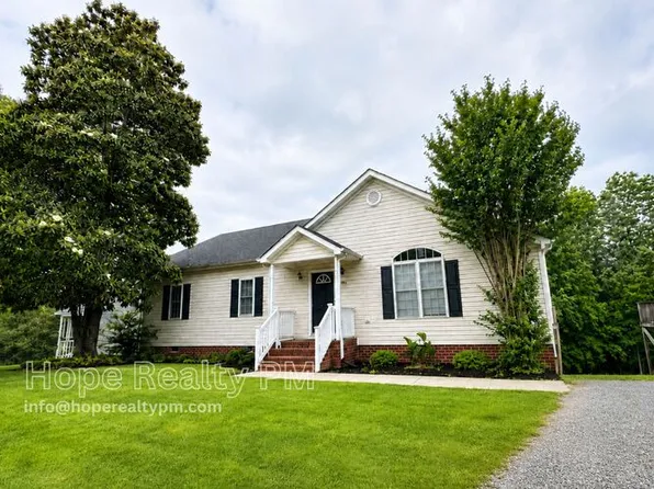 20308 Hickory Branch Dr, South Chesterfield, VA 23803