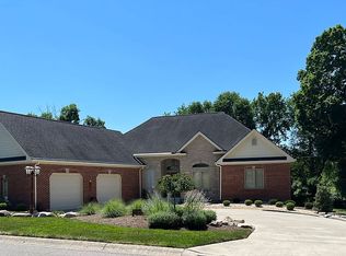5190 Pebble Brook Dr, Englewood, OH 45322