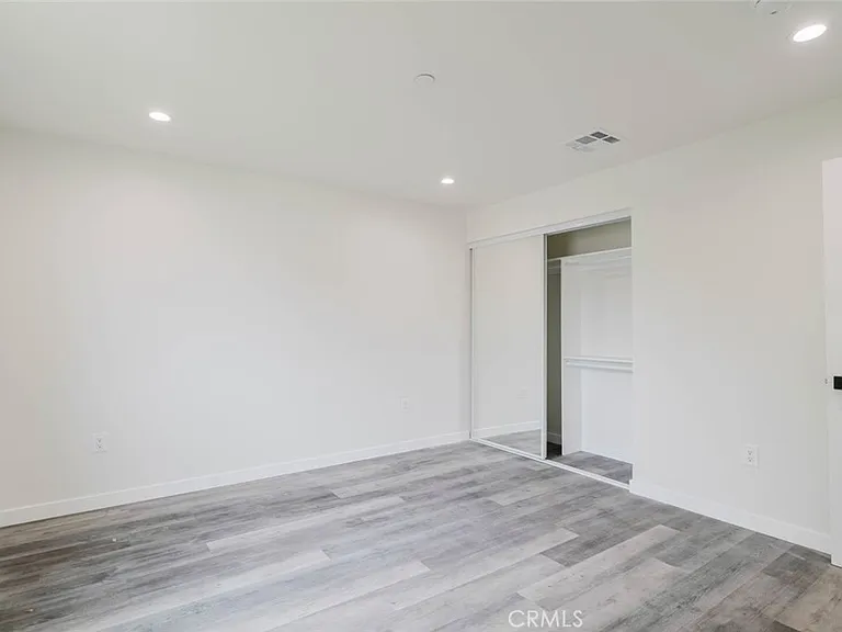 7732 Etiwanda Ave #1/2 — Photo 14