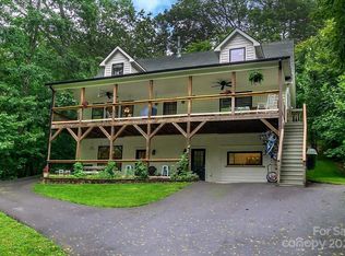 2 Coneflower Ct, Black Mountain, NC 28711