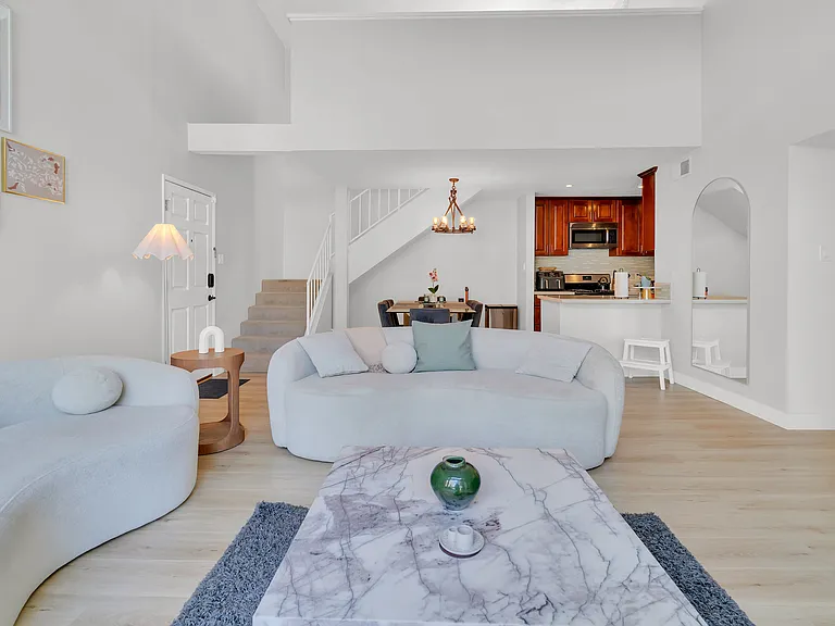5700 Etiwanda Ave #252 — Photo 4