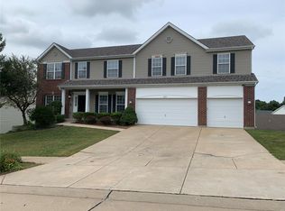 2045 Montclair Manor Dr, Saint Charles, MO