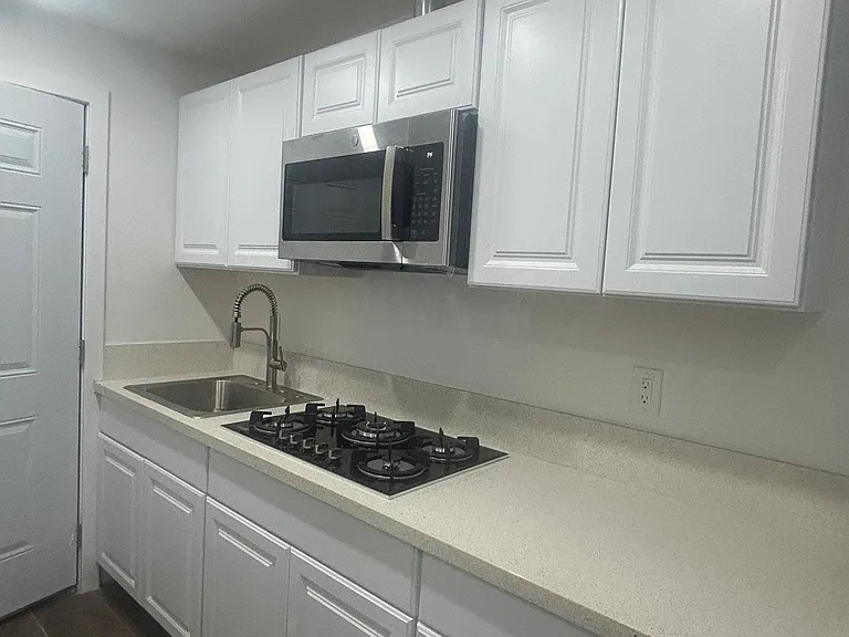 1225 Frontage Rd — Photo 7