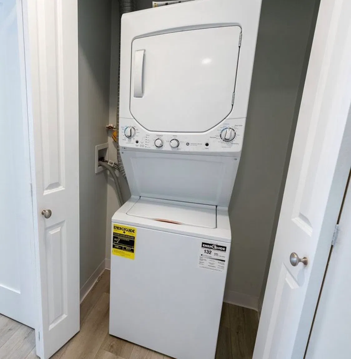 Studio, 500 sqft, $2,050 — Photo 4