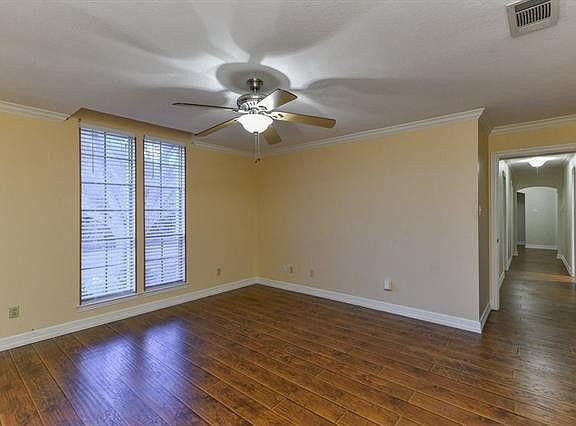 2nd image of 1318 Cardinal Creek Dr