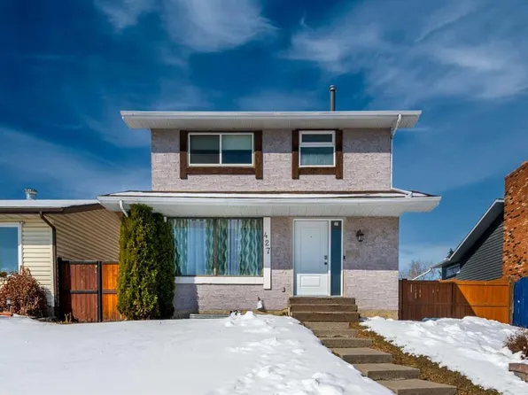 427 E Rundlelawn Way NE, Calgary, AB T1Y 3J4